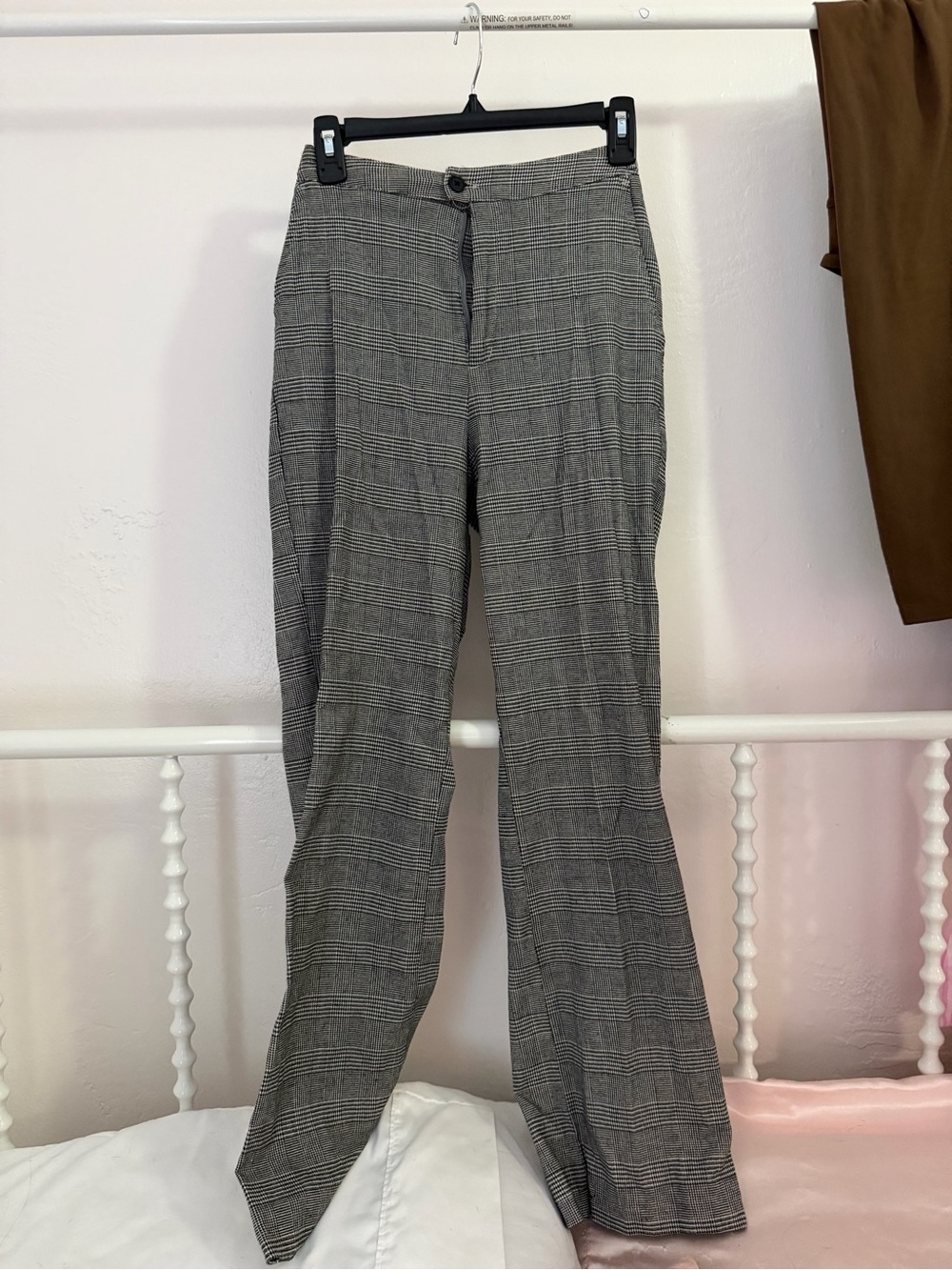 Brandy Melville Gray Plaid Straight-Leg Pants